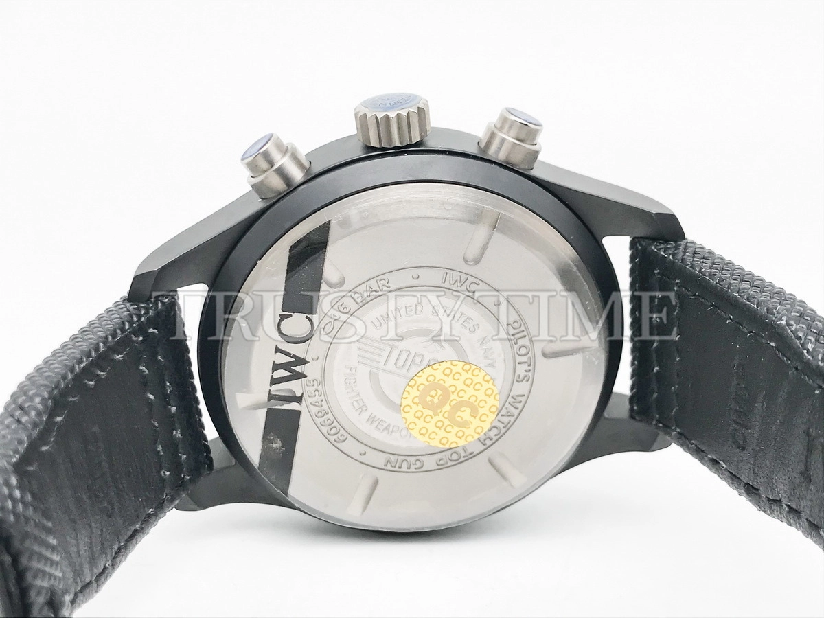 Копия часов IWC Pilot's Watch Chronograph Top Gun 44mm IW389001
