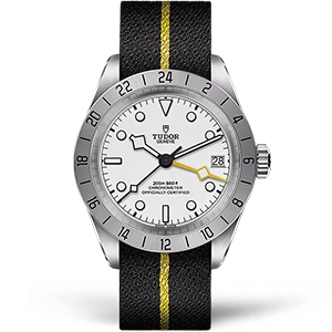 Копия часов Tudor Heritage Black Bay Pro GMT 39mm M79470-0005