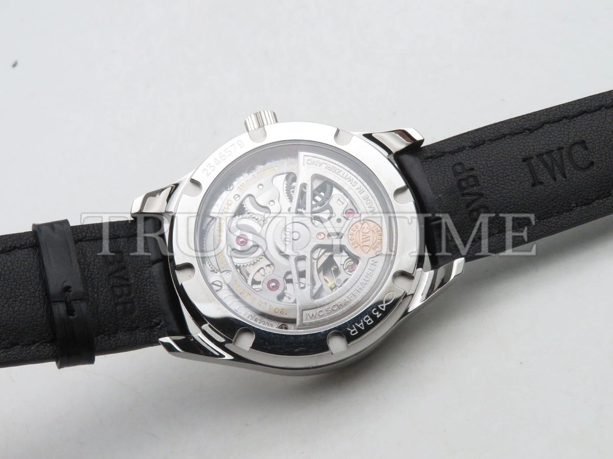 Копия часов IWC Portugieser Automatic 40mm IW358303