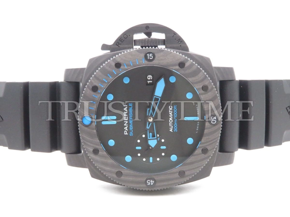 Копия часов Panerai Luminor Submersible 3 Days Automatic Carbotech 42mm PAM00960