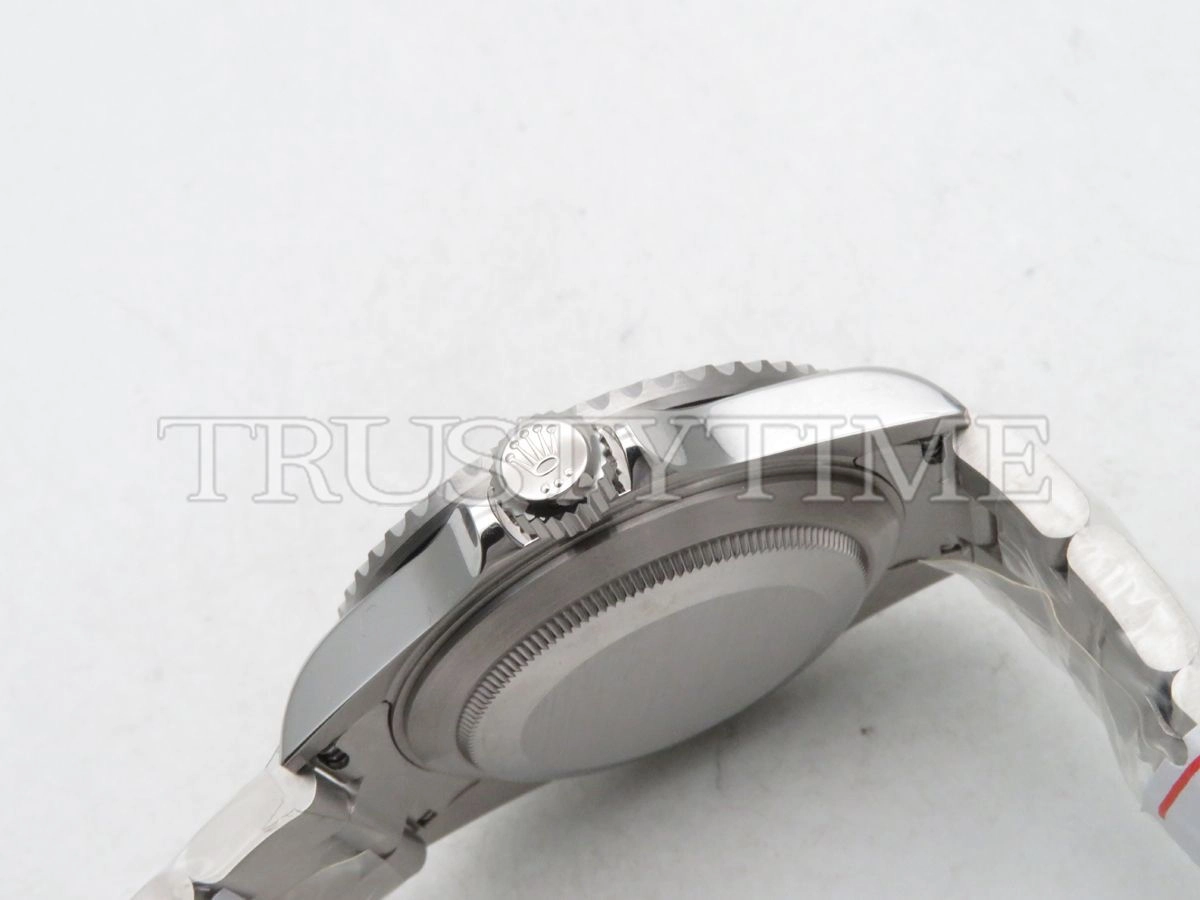 Копия часов Rolex Submariner “Kermit” 40mm 16610LV