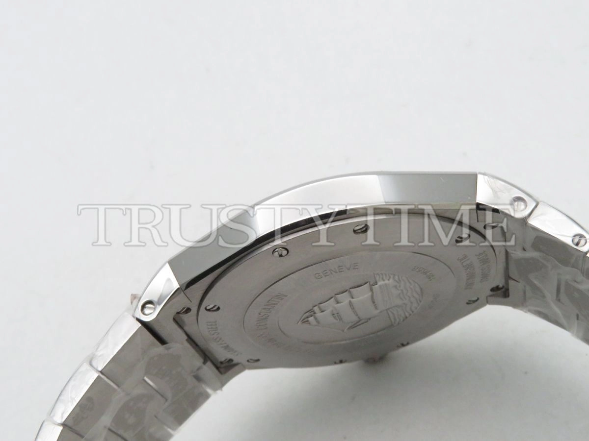 Копия часов Vacheron Constantin Overseas Automatic 42mm 47040/B01A-9093