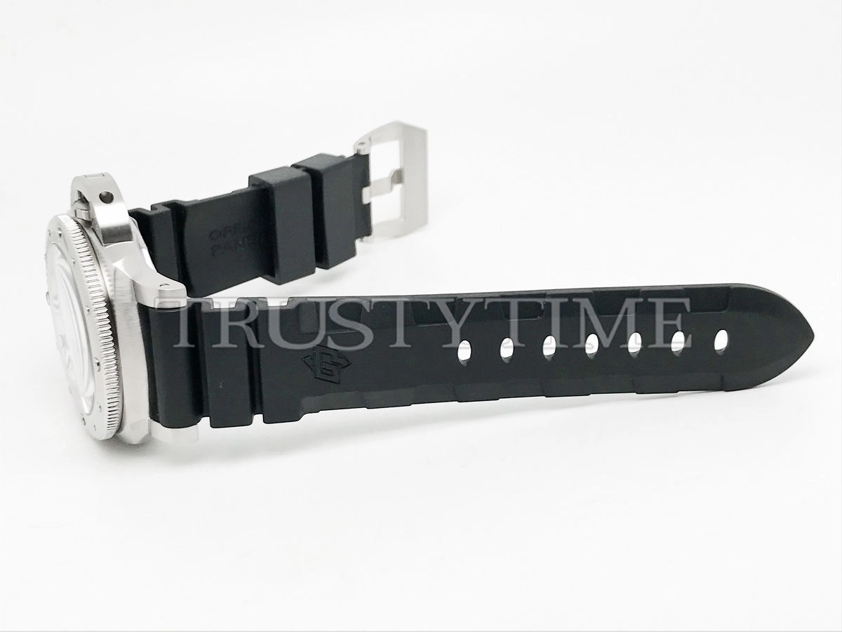 Копия часов Panerai Submersible Bianco 42mm PAM02223