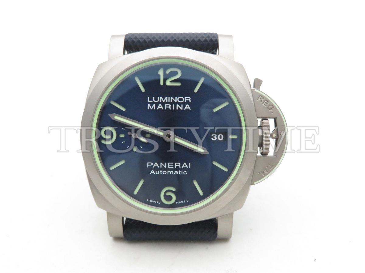 Копия часов Panerai Luminor 1950 3 Days Titanium 44mm PAM01117