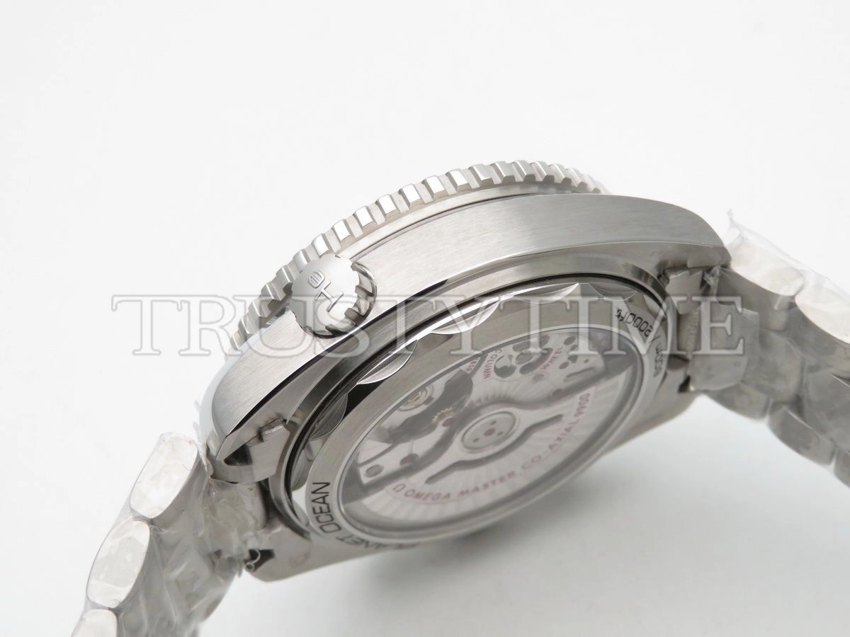 Копия часов Omega Seamaster Planet Ocean 600m Co‑Axial Master Chronometer Chronograph 45.5mm 215.90.46.51.99.001