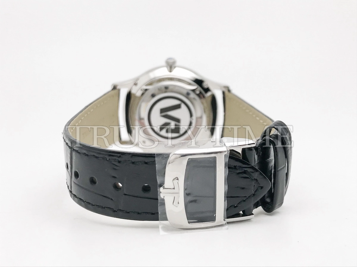 Копия часов Jaeger-LeCoultre Master Ultra Thin Perpetual 39mm 1303520