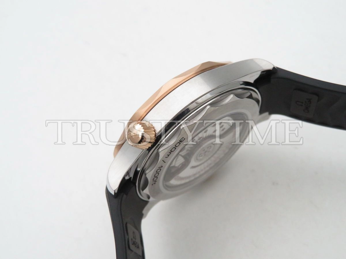 Копия часов Omega Seamaster Diver 300m Co-axial Chronometer 42mm 210.22.42.20.01.002
