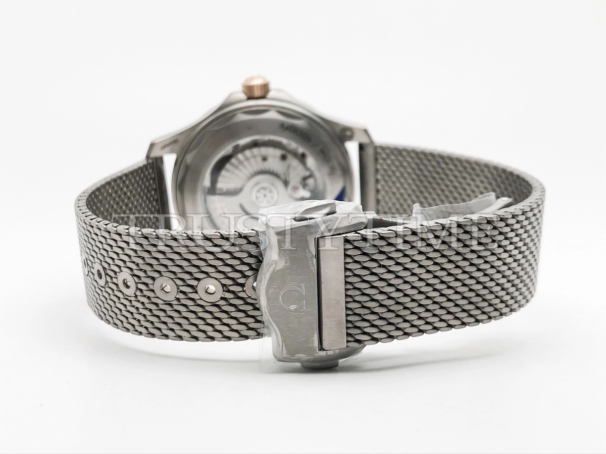 Копия часов Omega Seamaster Diver 300 Co-axial Master Chronometer 42mm 210.90.42.20.10.001