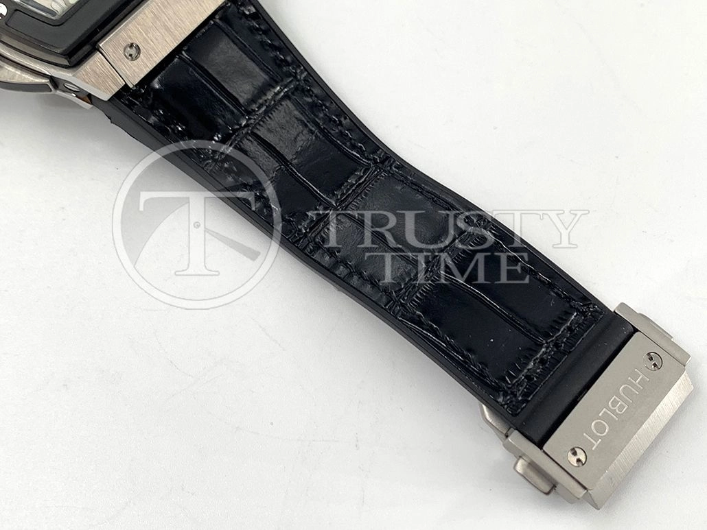 Копия часов Hublot Spirit of Big Bang 45 Titanium 601.NM.0173.LR