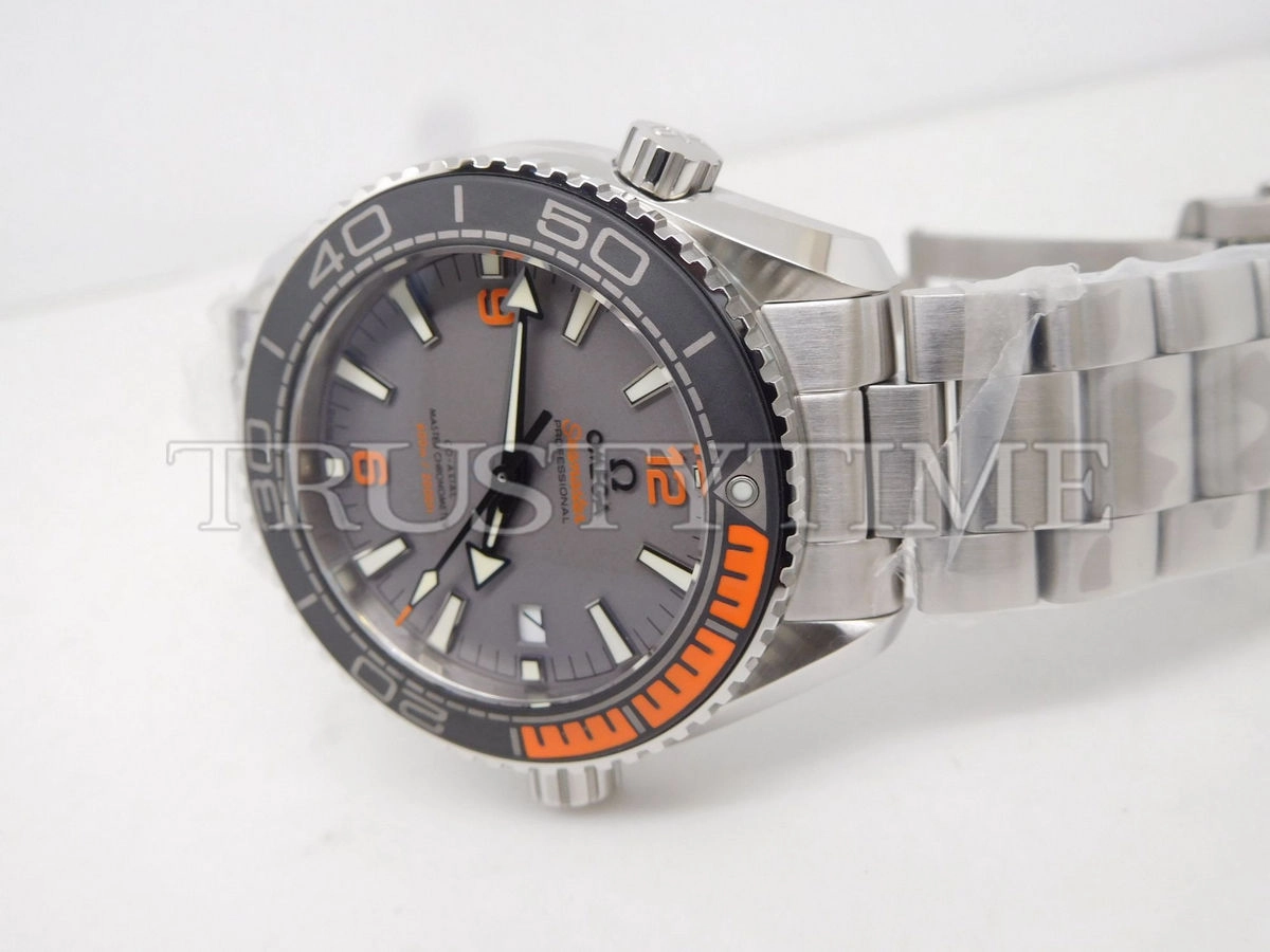 Копия часов Omega Seamaster Planet Ocean 600m Co-axial Chronometer 43,5mm 215.90.44.21.99.001
