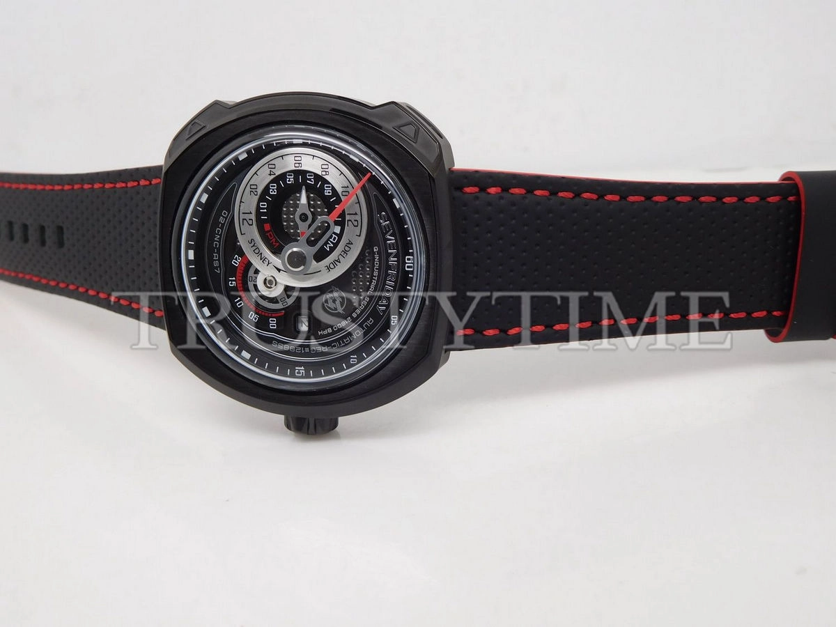 Копия часов SevenFriday Q3/04 "BULLRUSH RALLYE"