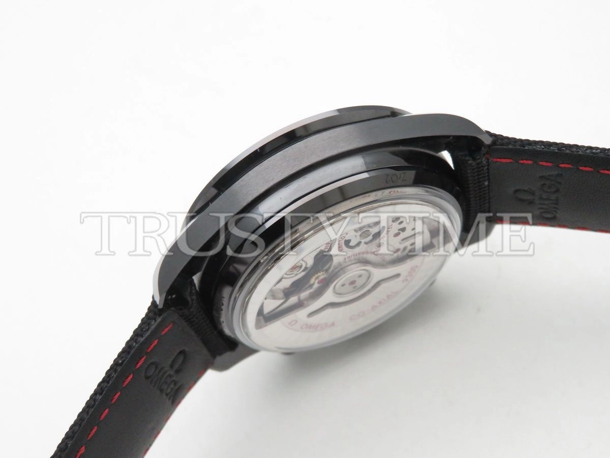 Копия часов Omega Speedmaster Moonwatch Co-Axial Chronograph Black Black 44mm 311.92.44.51.01.005