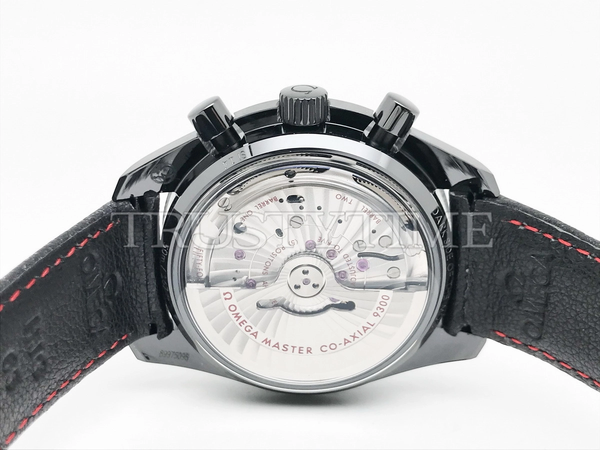 Копия часов Omega Speedmaster Moonwatch Co-Axial Chronograph Pitch Black 44mm 311.92.44.51.01.004