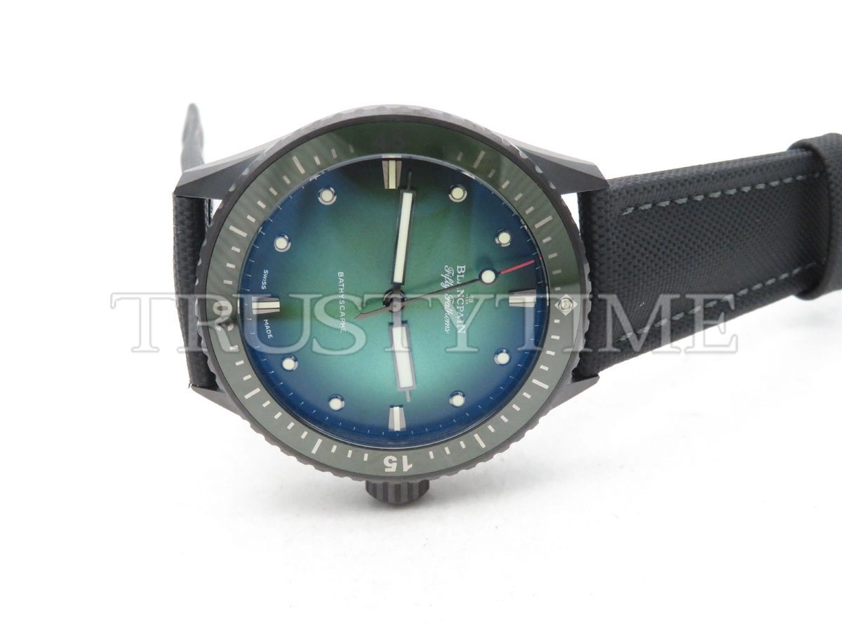 Копия часов Blancpain Fifty Fathoms Mokarran 5005-0153-NABA