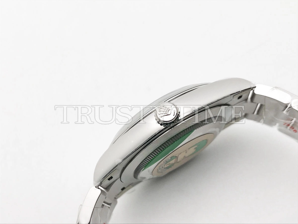 Копия часов Rolex Oyster Perpetual 36mm 126000-0005
