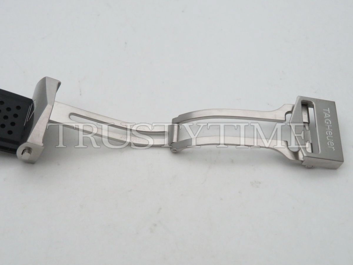 Копия часов Tag Heuer Carrera Calibre Heuer 01 43mm CAR201V.FT6046