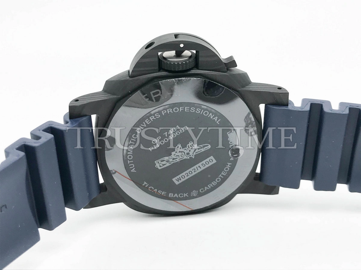 Копия часов Panerai Submersible QuarantaQuattro Carbotech Blu Abisso 44mm PAM01232