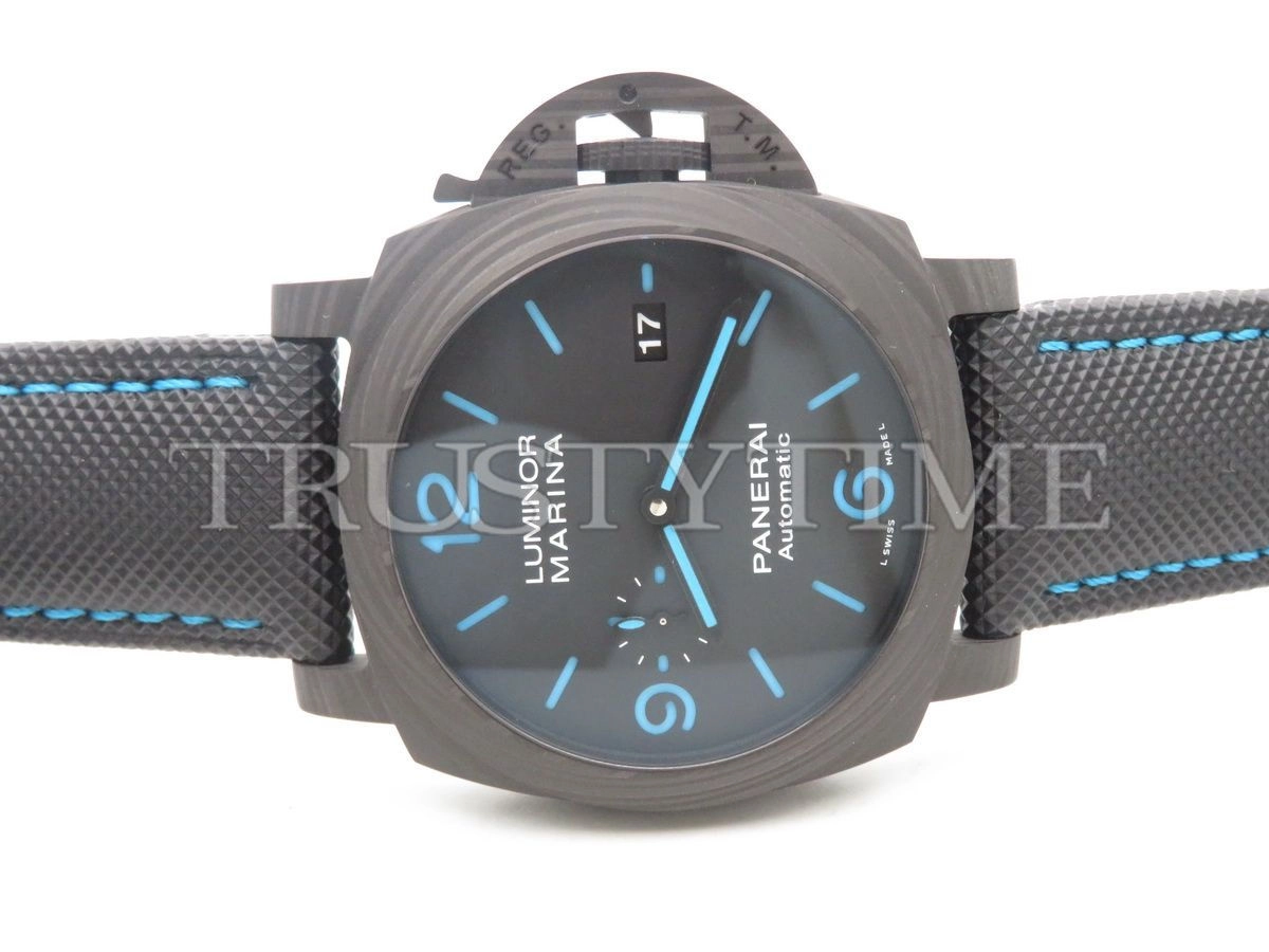 Копия часов Panerai Luminor 1950 3 Days Automatic Carbotech 44mm PAM01661