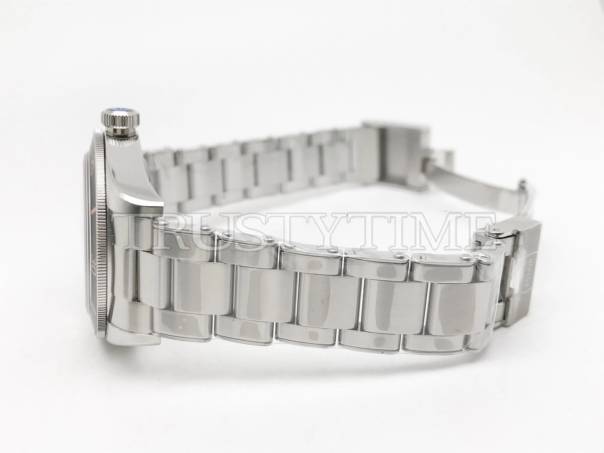 Копия часов Tudor Heritage Black Bay Fifty Eight 39mm Inter Milan Edition M79030N-0025