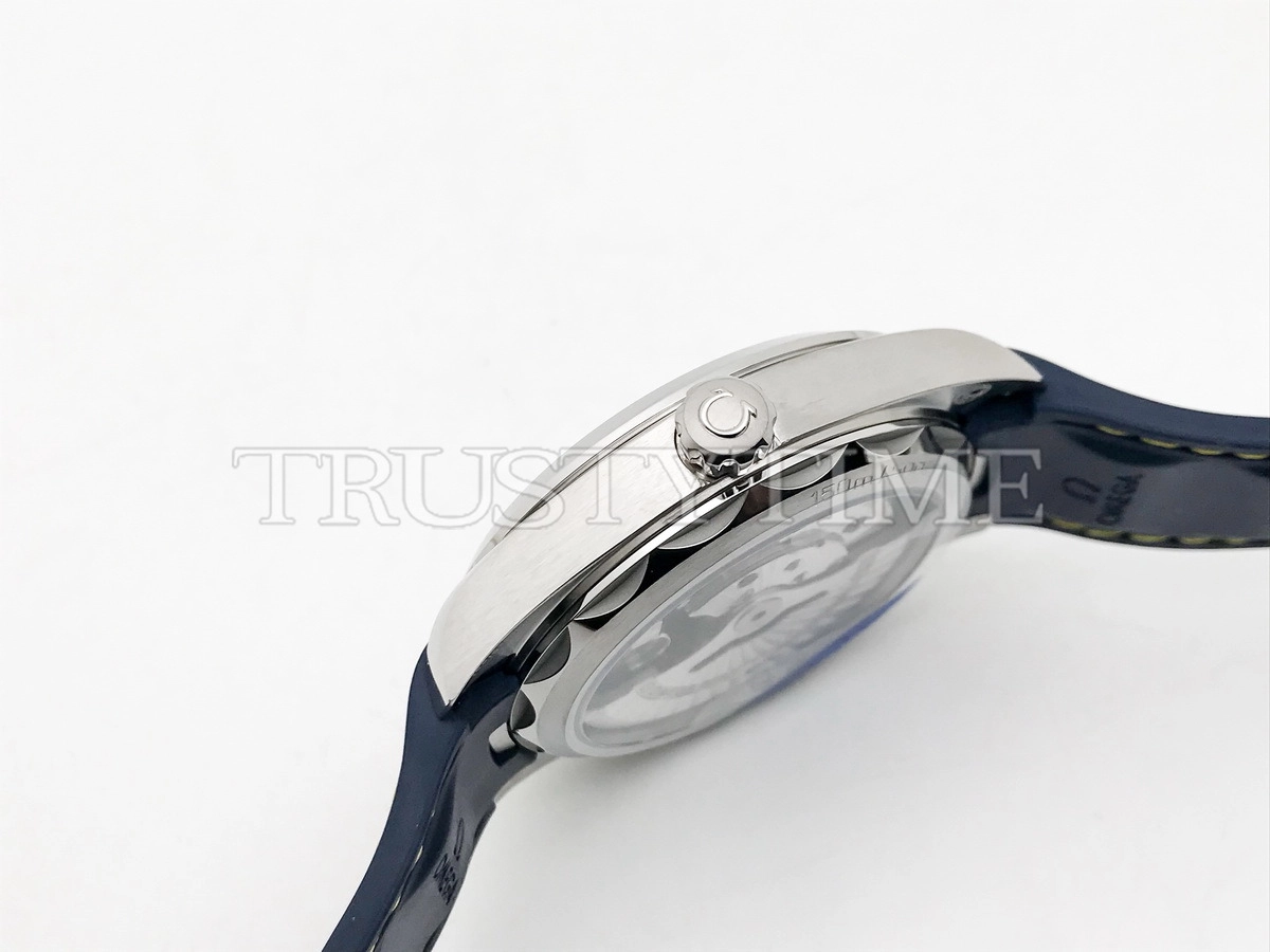 Копия часов Omega Seamaster Aqua Terra 150 m Co-axial Master Chronometer 41mm 220.12.41.21.03.008