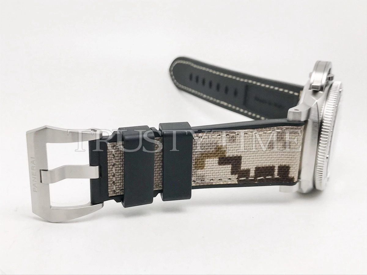 Копия часов Panerai Submersible QuarantaQuattro Navy SEALs 44mm PAM01518