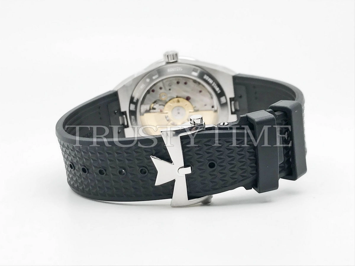 Копия часов Vacheron Constantin Overseas 41mm 4500V/110A-B126 Rubber