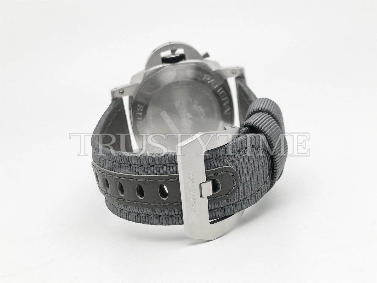 Копия часов Panerai Submersible QuarantaQuattro ESteel Grigio Roccia 44mm PAM01288