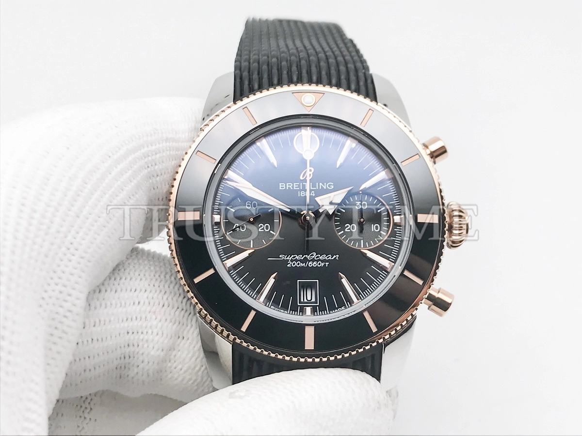 Копия часов Breitling Superocean Heritage B01 Chronograph 42 UB0156H11B1S1