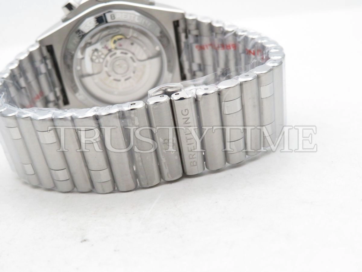 Копия часов Breitling Chronomat B01 42 AB0134101K1A1