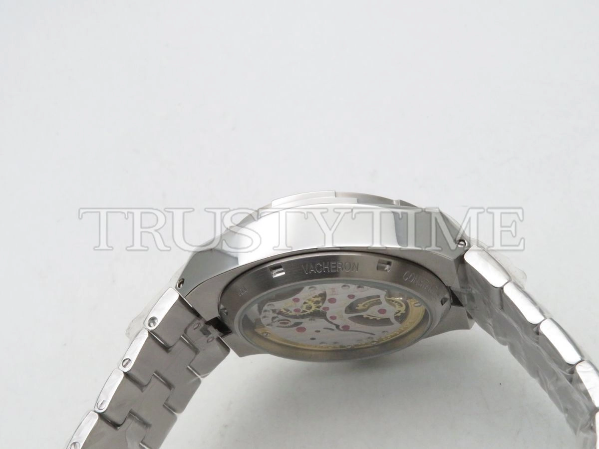 Копия часов Vacheron Constantin Overseas Tourbillon 42mm 6000V/110A-B544