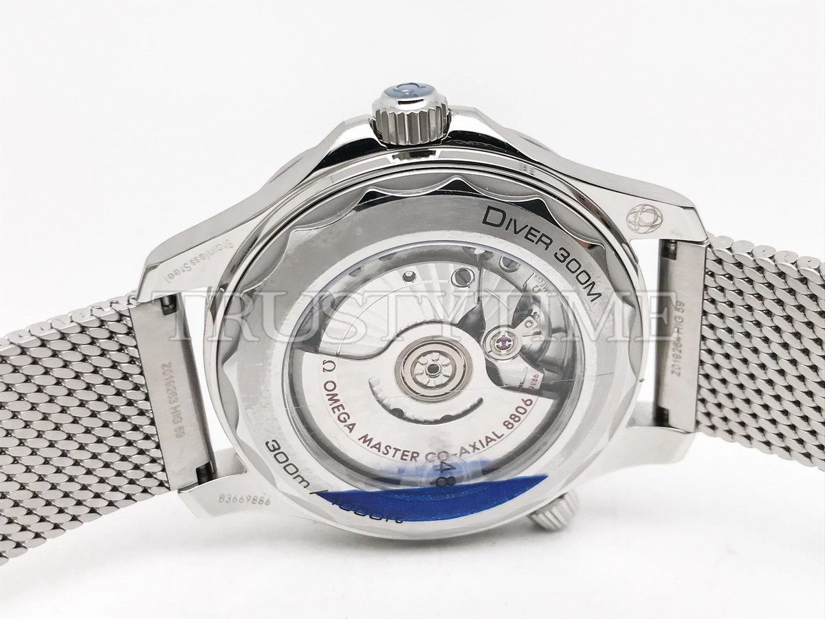 Копия часов Omega Seamaster Diver 300M Master Co-Axial 42mm No-Date 210.30.42.20.01.018
