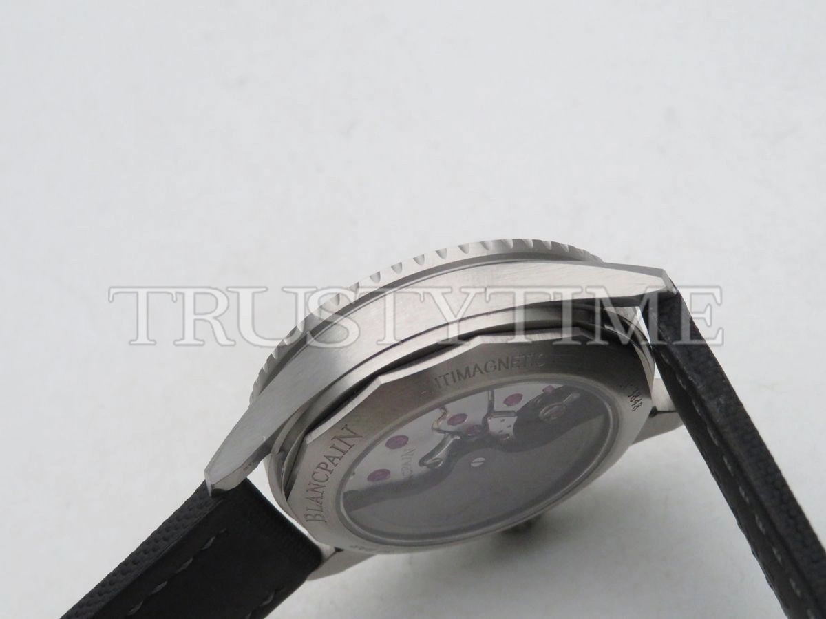 Копия часов Blancpain Fifty Fathoms 5000-1110-B52A