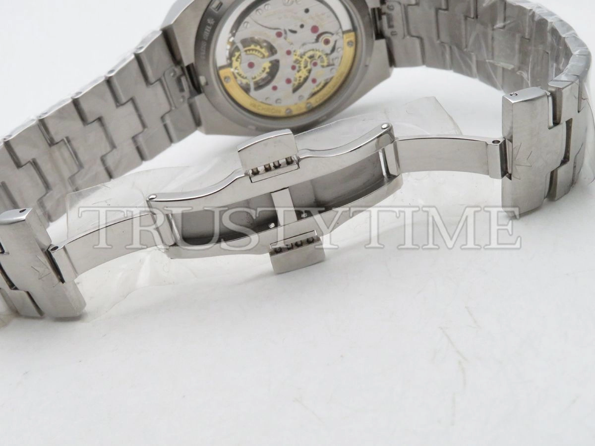 Копия часов Vacheron Constantin Overseas Tourbillon 42mm 6000V/110A-B544