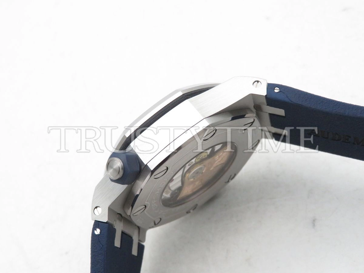 Копия часов Audemars Piguet Royal Oak Offshore Diver 15710ST.OO.A027CA.01