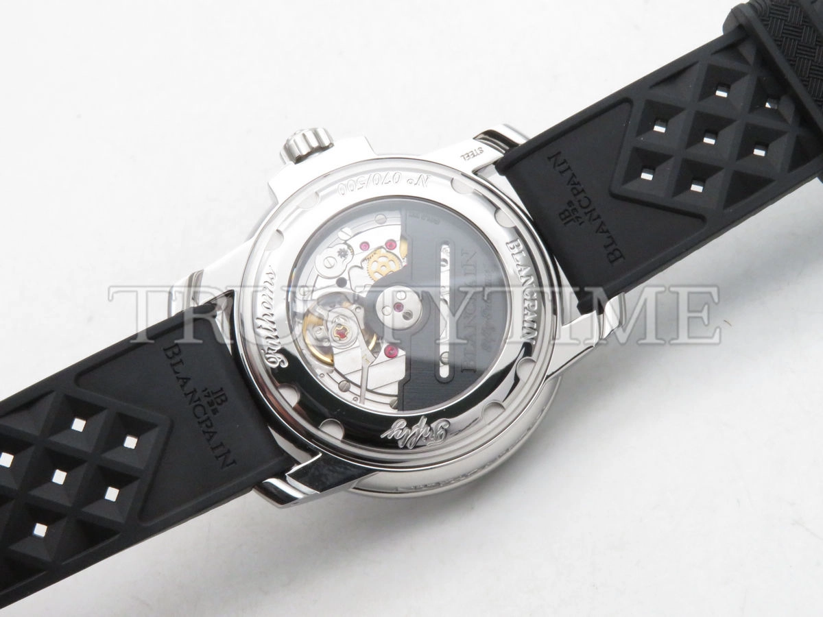 Копия часов Blancpain Fifty Fathoms Barakuda 5008B-1130-B52A