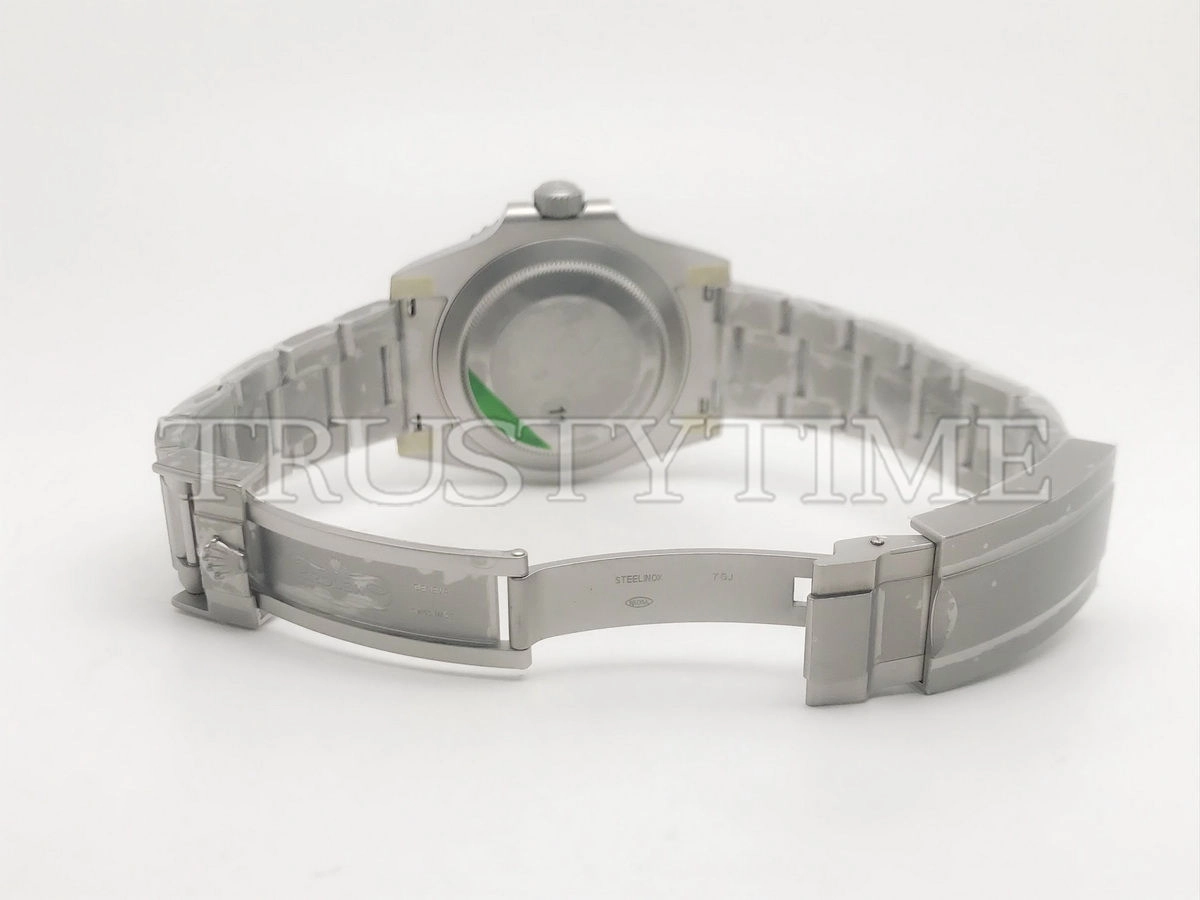 Копия часов Rolex Submariner DiW 41mm Fuchsia