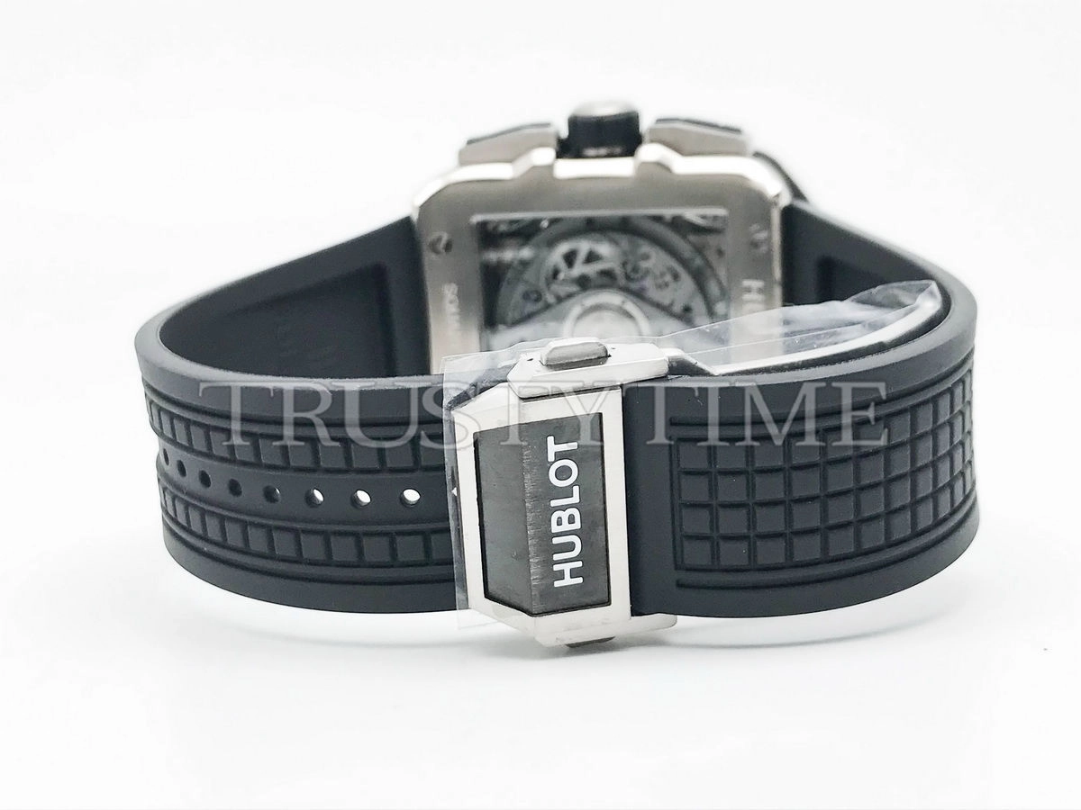 Копия часов Hublot Square Bang Unico Titanium Ceramic 821.NM.0170.RX