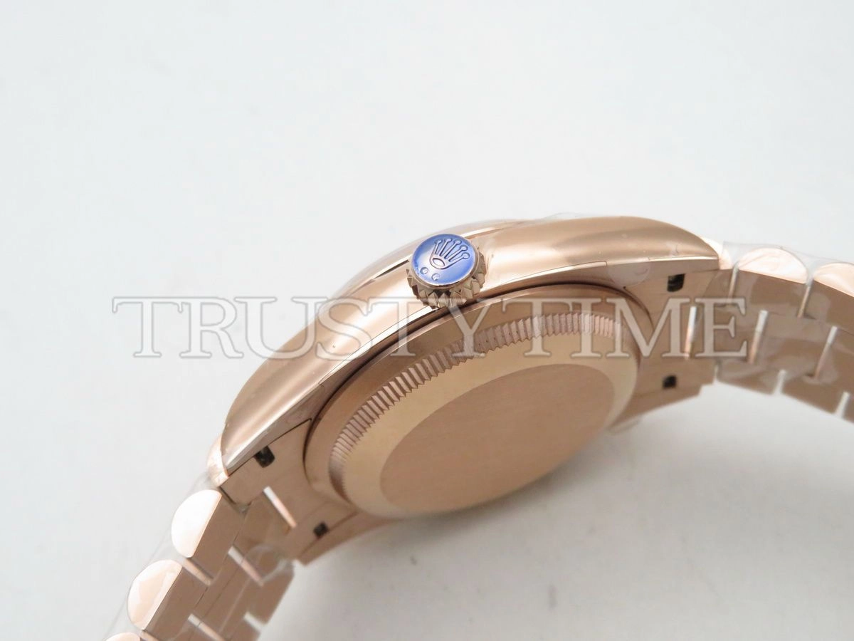 Копия часов Rolex Day-Date 36mm 128235-0037