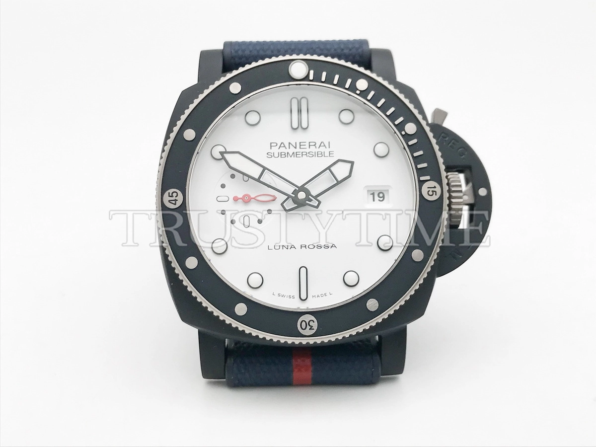 Копия часов Panerai Submersible QuarantaQuattro Luna Rossa Ti-Ceramitech™ PAM01543