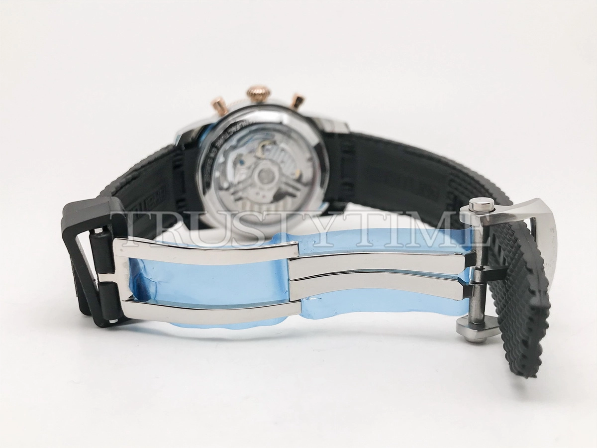 Копия часов Breitling Superocean Heritage B01 Chronograph 42 UB0156H11B1S1