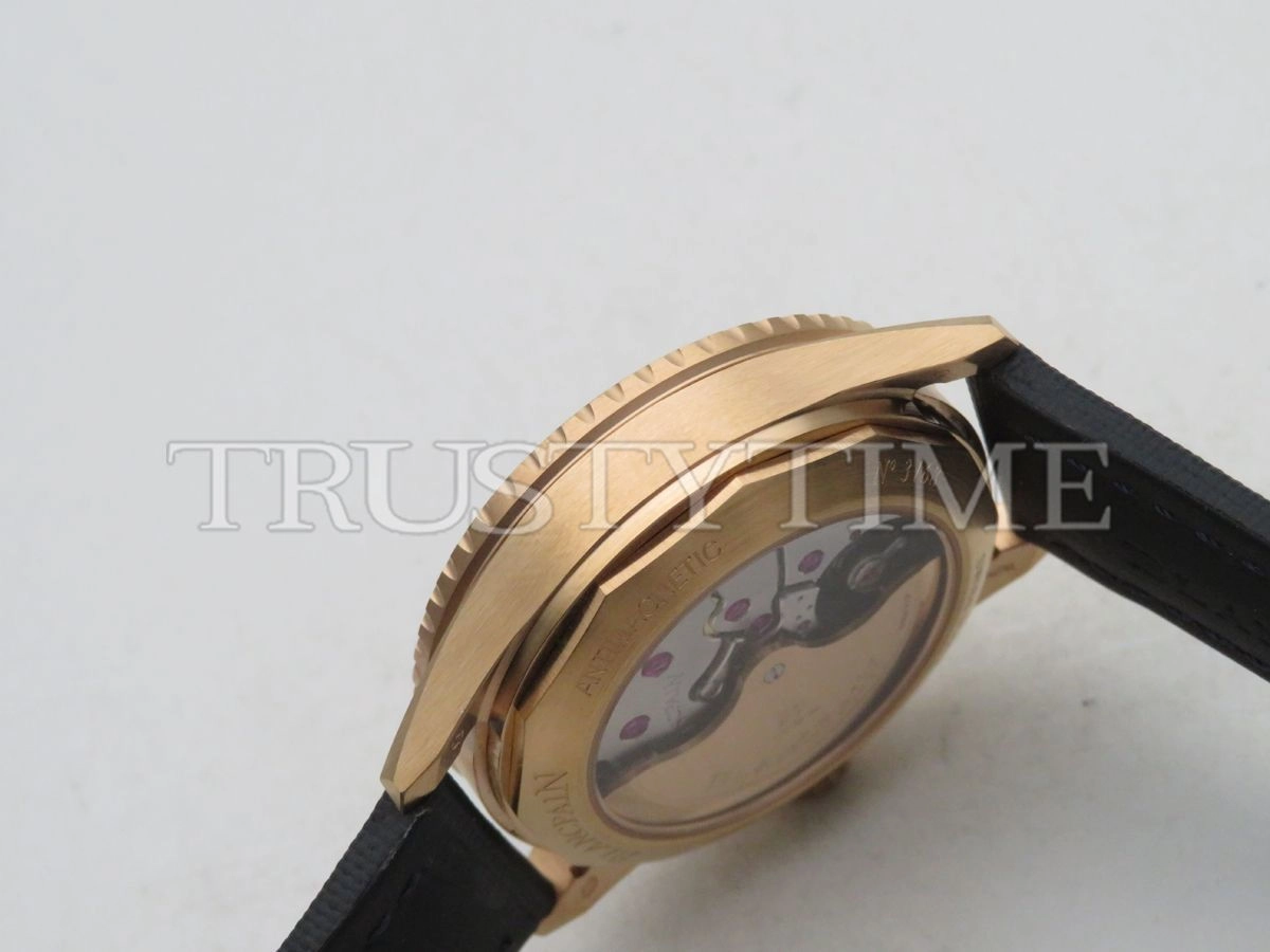 Копия часов Blancpain Fifty Fathoms Bathyscaphe 5000-36S40-O52A