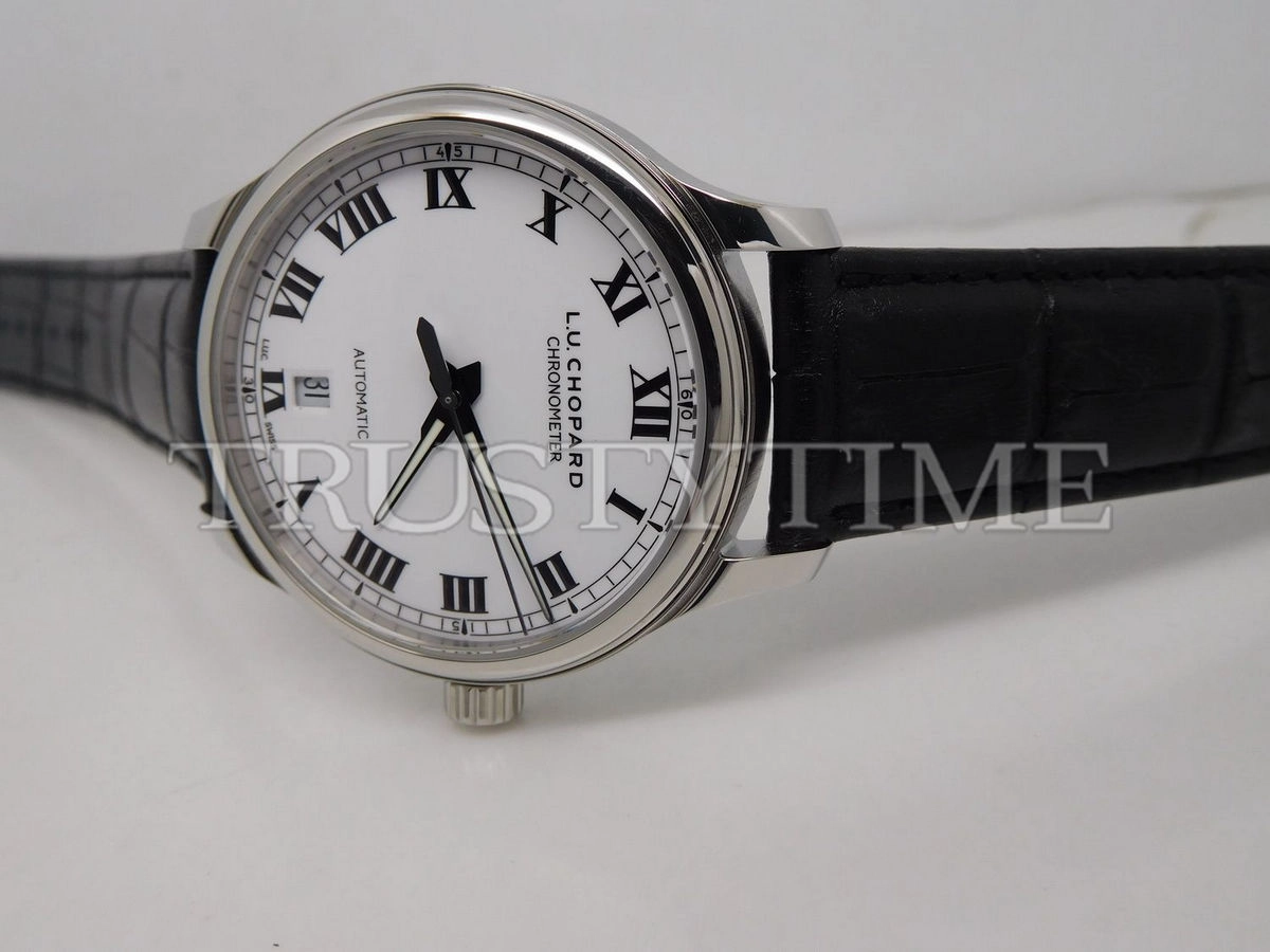 Копия часов Chopard L.U.C 1937 42mm 68558-3002
