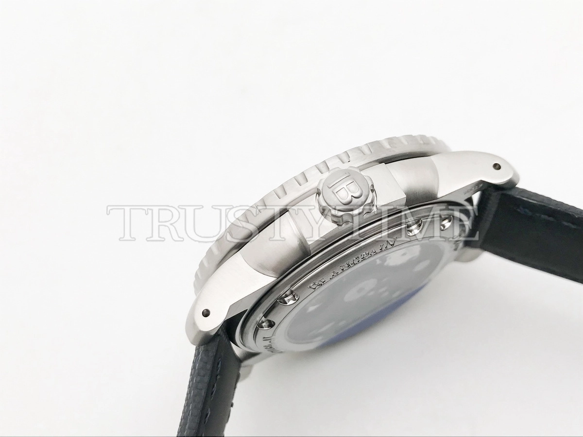 Копия часов Blancpain Fifty Fathoms Ocean Commitment III 5008-11B40-NAOA
