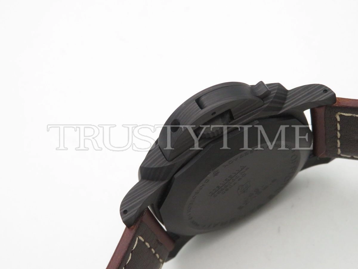 Копия часов Panerai Luminor 1950 3 Days Automatic Carbotech 44mm PAM00661
