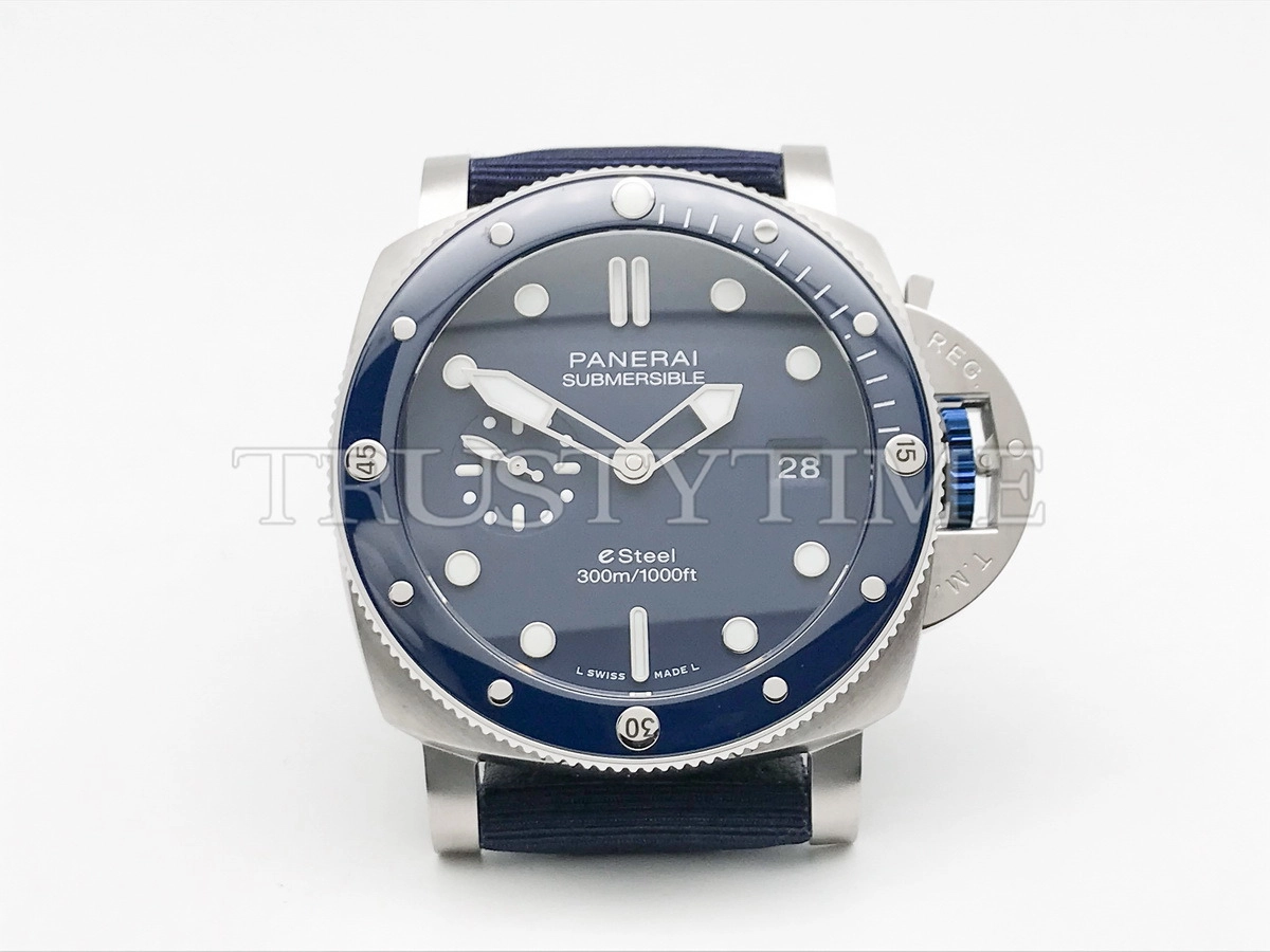 Копия часов Panerai Submersible QuarantaQuattro eSteel™ Blu Profondo 44mm PAM01289