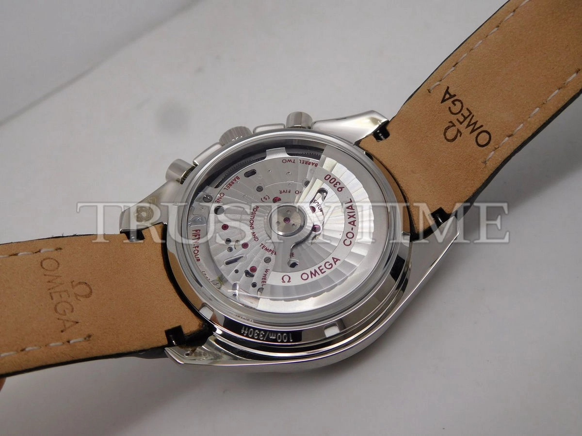 Копия часов Omega Speedmaster Moonwatch Co-Axial Chronograph 44mm 311.93.44.51.01.002
