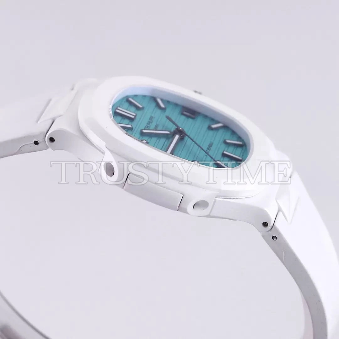 Копия часов Patek Philippe Nautilus 40mm AET Remould Ceramic Tiffany 5711
