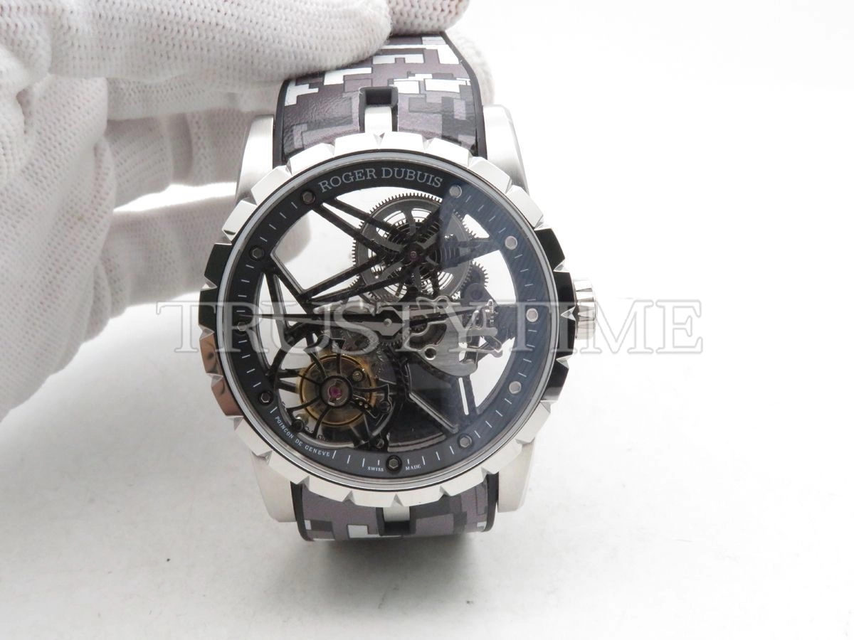 Копия часов Roger Dubuis Excalibur Skeleton Flying Tourbillon