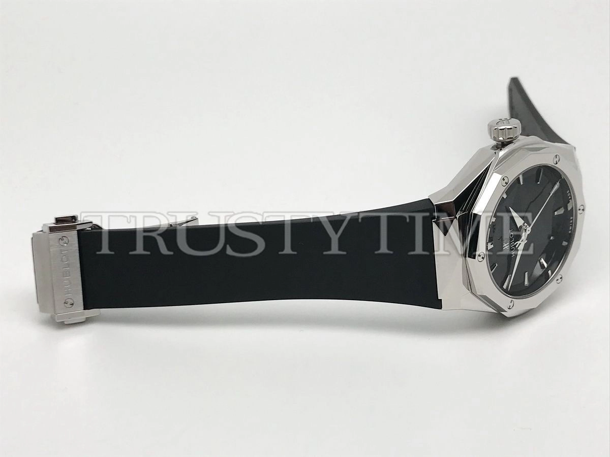 Копия часов Hublot Сlassic Fusion Orlinski 550.NS.1800.RX.ORL19 40 mm