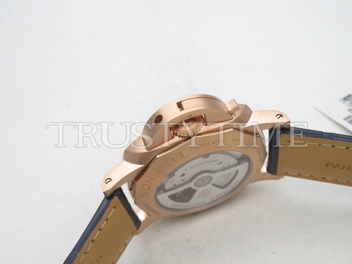 Копия часов Panerai Luminor 1950  3 Days Goldtech 44mm PAM01112